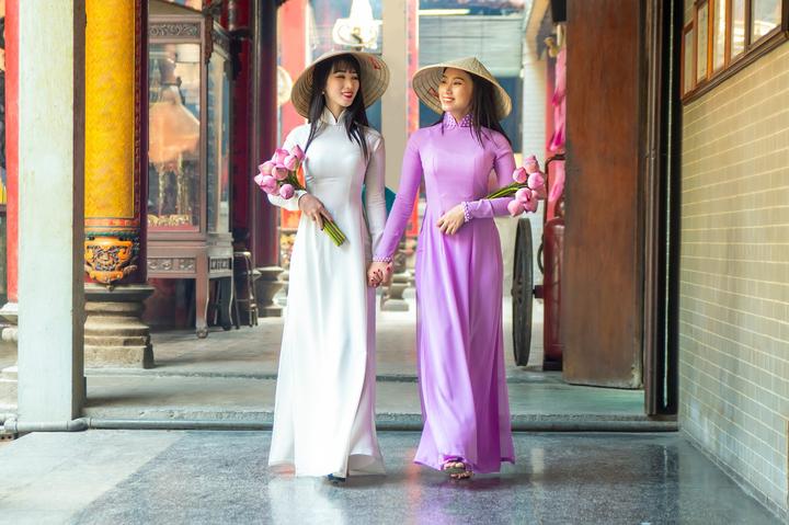Tiêu đề: Gen Z: Lựa chọn sống 